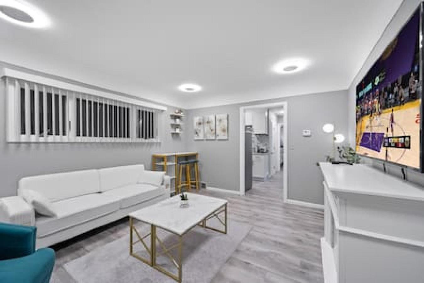 Urban Elegance Retreat In Downtown Rochester Zewnętrze zdjęcie